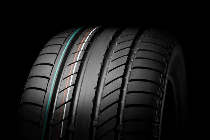 Comparing Summer Tires vs. All-Season Tires