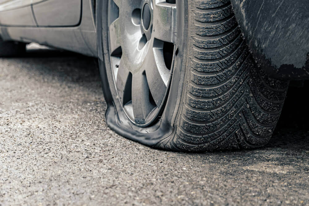 How to Change a Flat Tire: A Comprehensive Guide