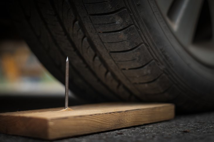 How Does a Self-Sealing Tire Work?