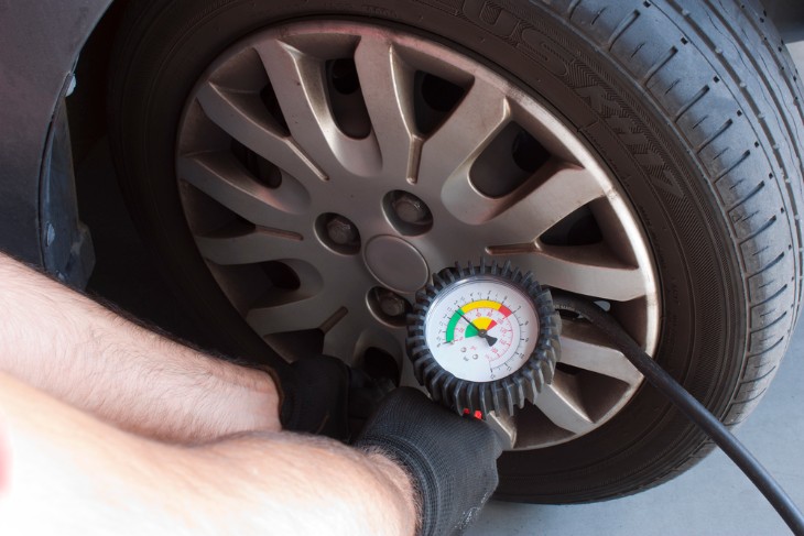 The Importance of Having a Tire Gauge in Your Vehicle