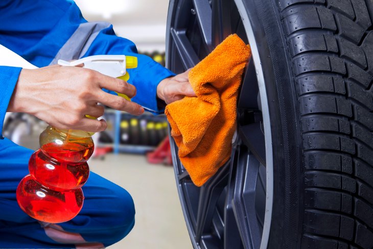 Is There a Difference Between Tire Shine and Tire Dressing?